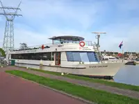 Kapal panumpang keur dijual