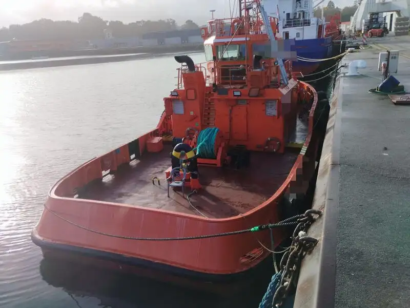 Kapal penarik keur dijual