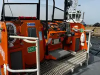 Kapal kru keur dijual