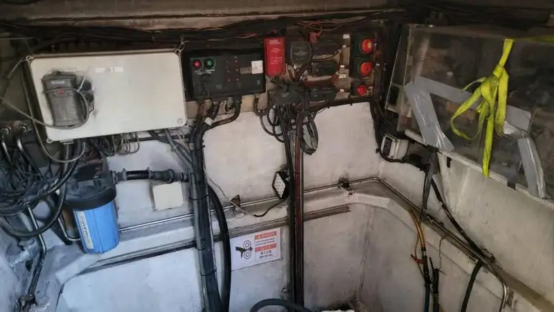 Kapal kontainer keur dijual