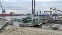 Kapal keruk keur dijual