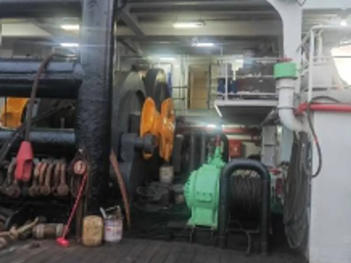 Kapal Penarik Jangkar (AHTS) keur dijual