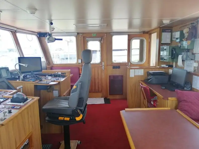 Kapal pangangkut barang curah keur dijual