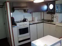 Kapal penarik keur dijual