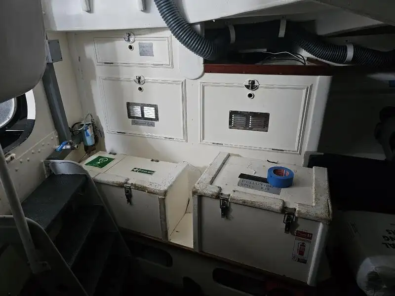 Kapal penyelamat keur dijual