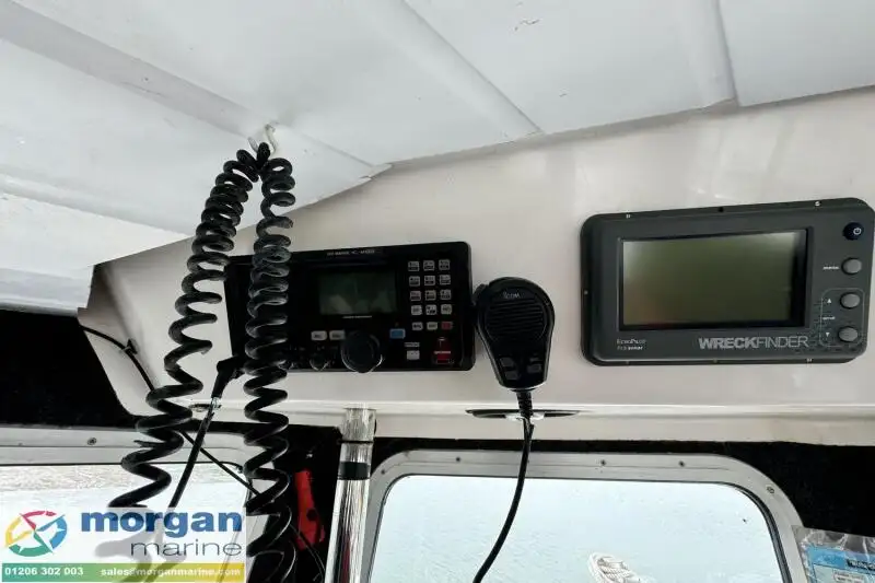 Kapal kerja keur dijual