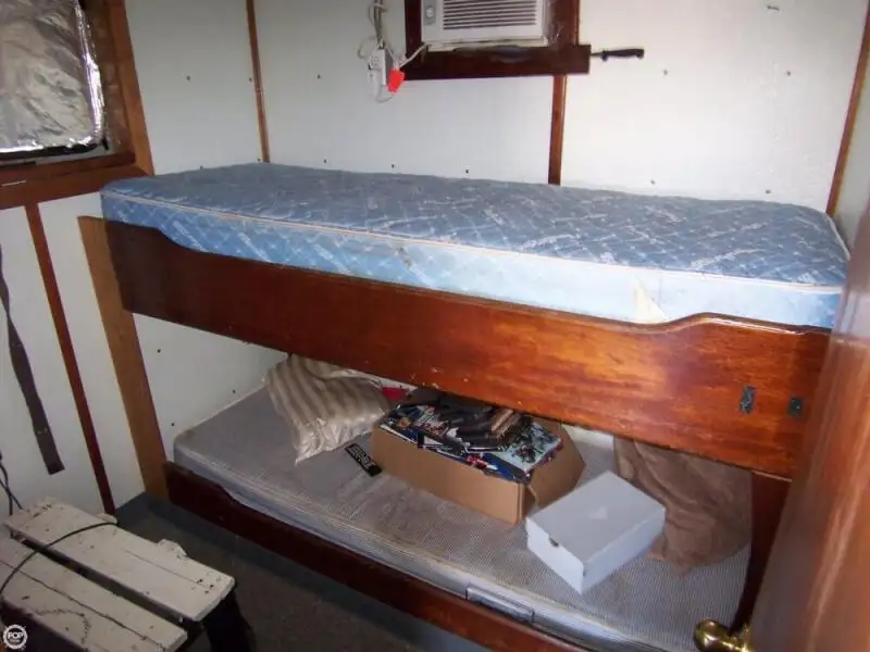 Kapal penarik keur dijual