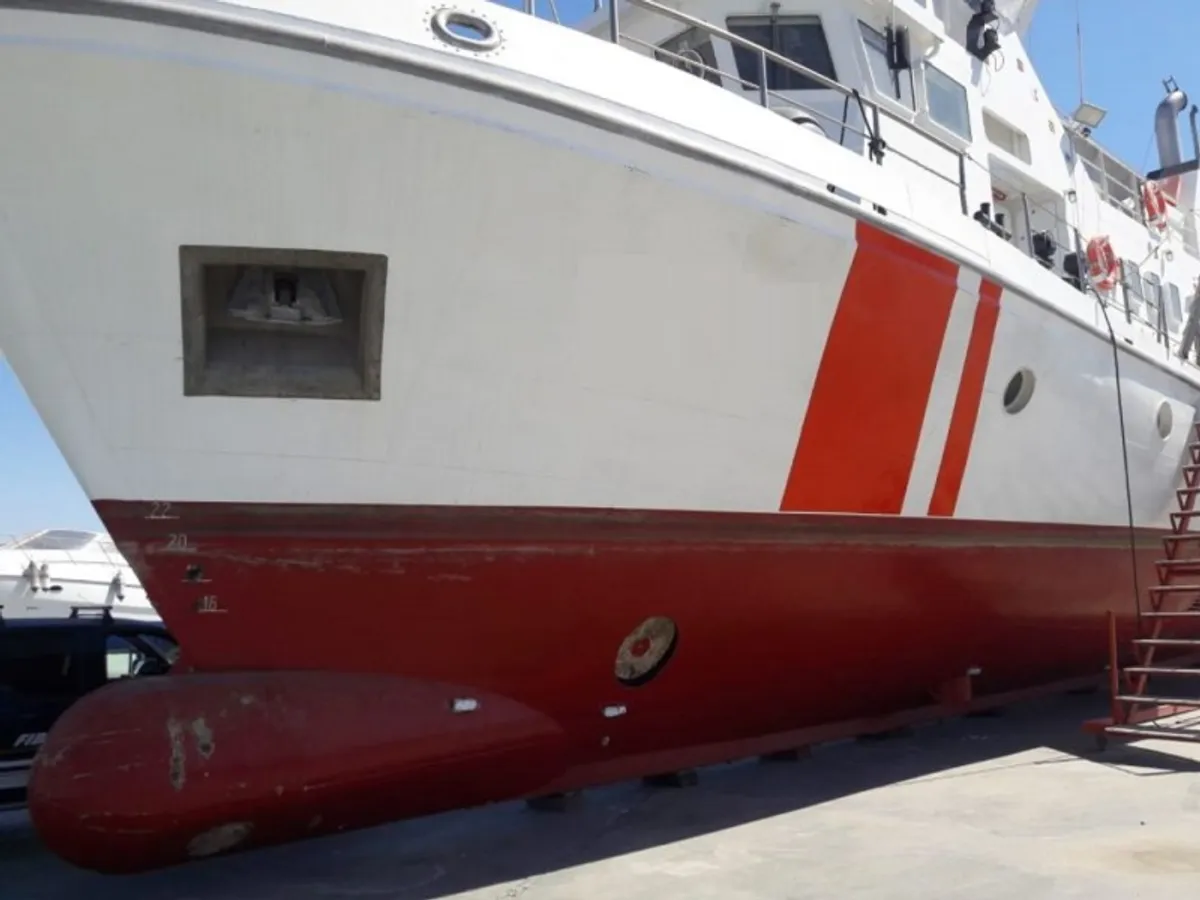 Kapal survei keur dijual