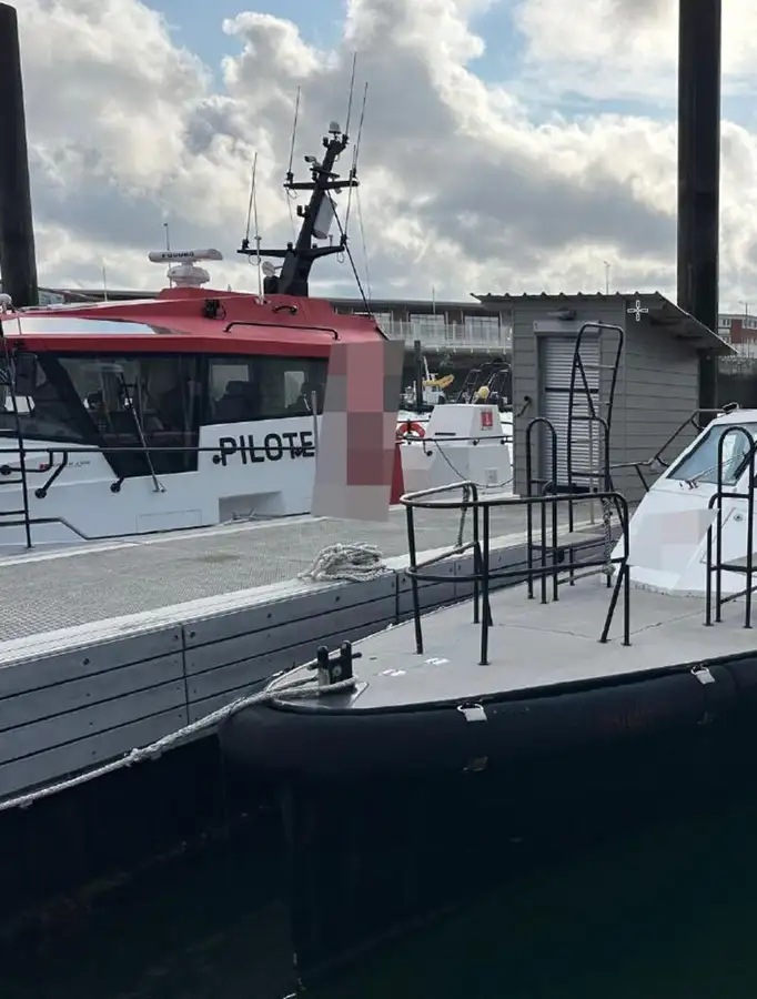Kapal pilot keur dijual