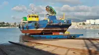 Kapal kerja keur dijual