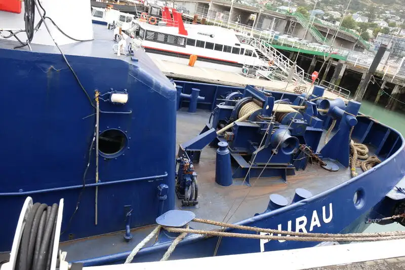 Kapal penarik keur dijual