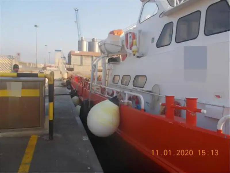 Kapal kru keur dijual