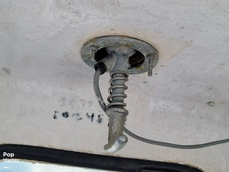 Kapal pangolahan lautan keur dijual