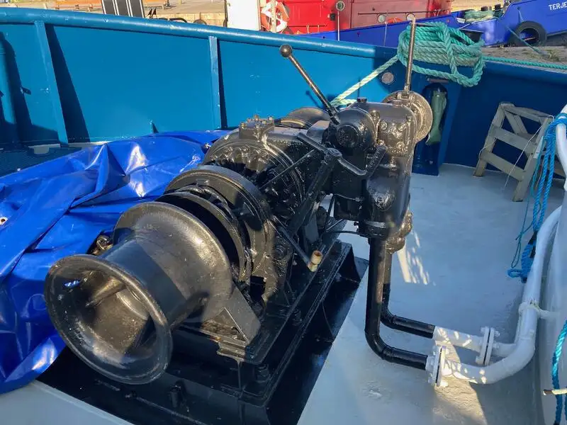 Kapal penarik keur dijual