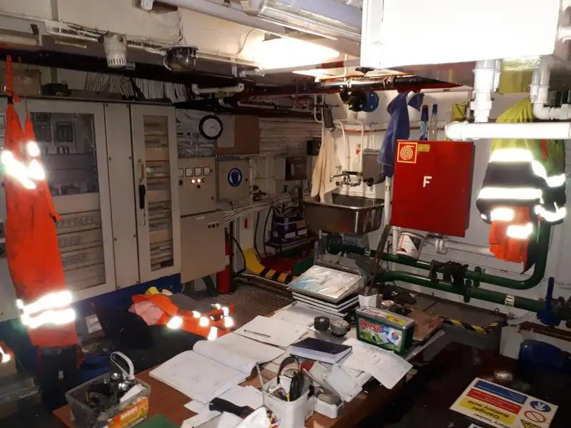 Kapal penarik keur dijual