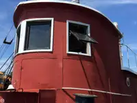 Kapal penarik keur dijual