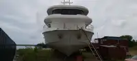 Kapal pesiar keur dijual