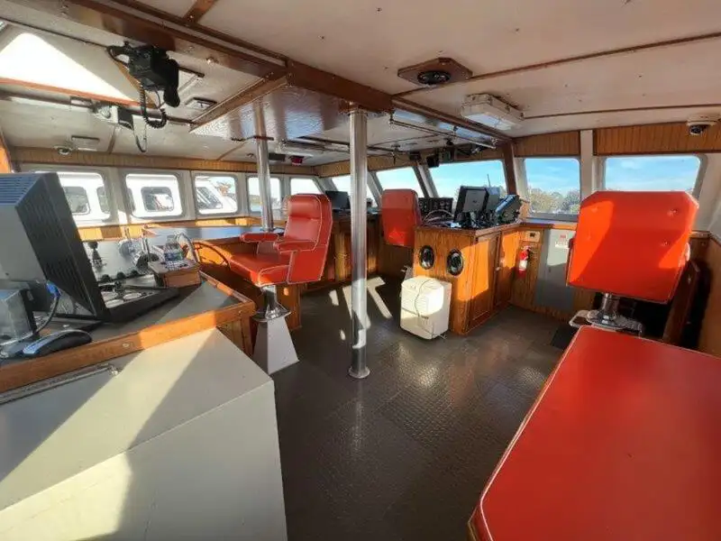 Kapal kru keur dijual
