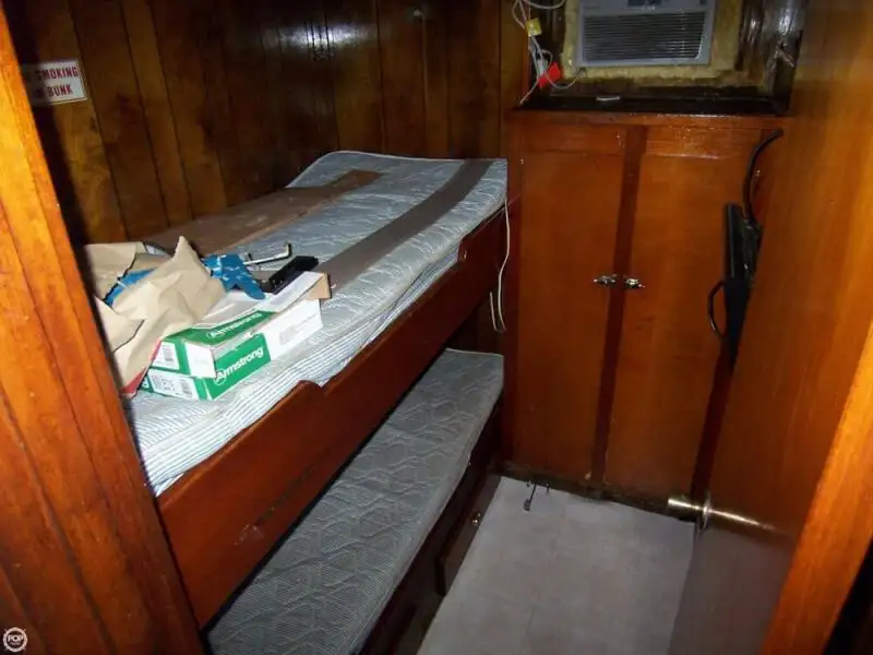 Kapal penarik keur dijual