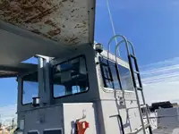 Kapal pendaratan, tangki keur dijual