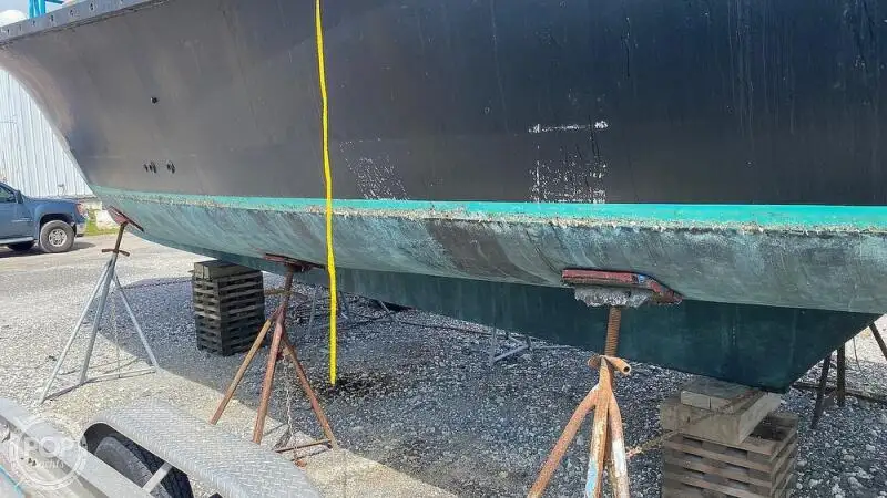 Kapal pesiar keur dijual
