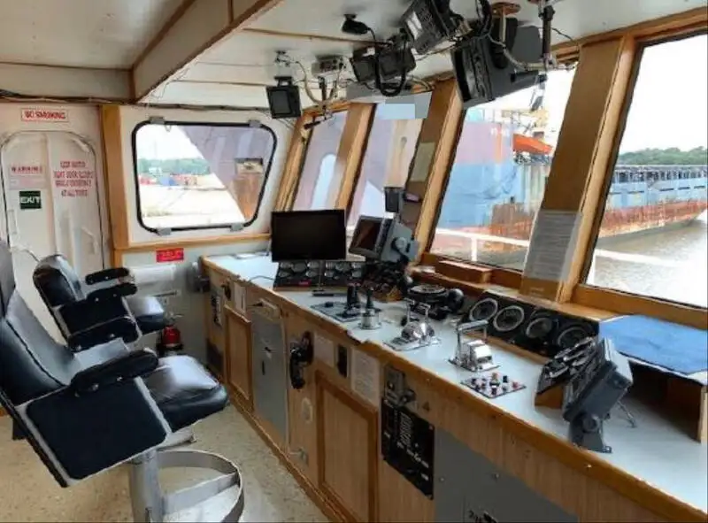 Kapal Pangiriman Cepat (FSV) keur dijual