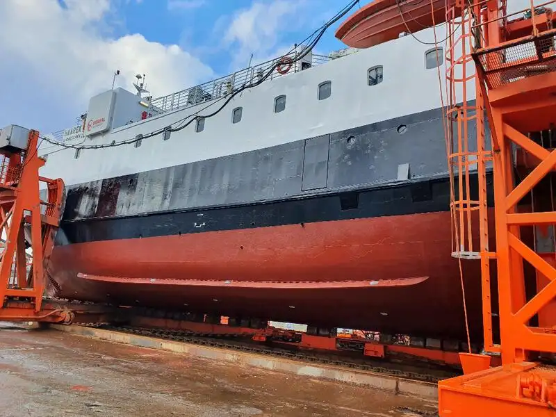 Kapal pangangkut barang curah keur dijual