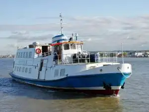 Kapal pesiar keur dijual