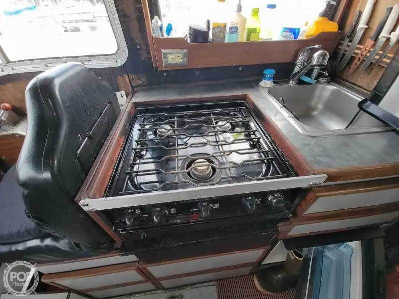 Kapal penyelamat keur dijual