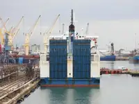 Kapal pangangkut barang curah keur dijual