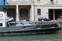 Kapal penarik keur dijual