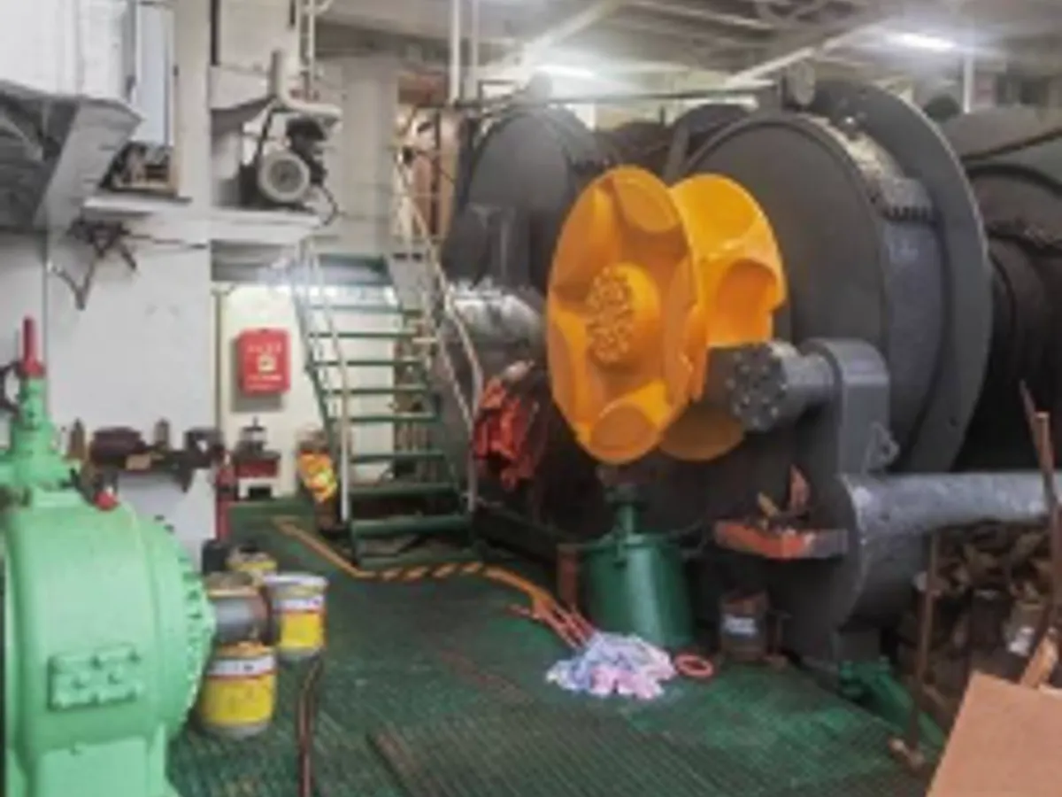 Kapal Penarik Jangkar (AHTS) keur dijual