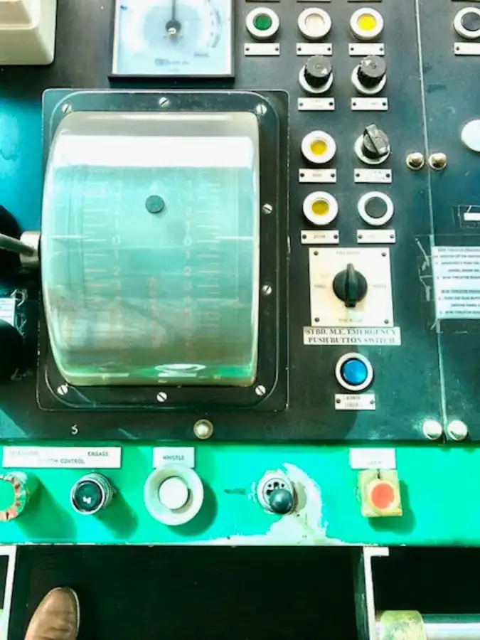 Kapal penarik keur dijual