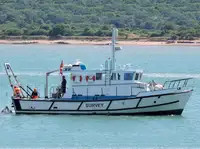 Kapal wadahna pikeun dijual
