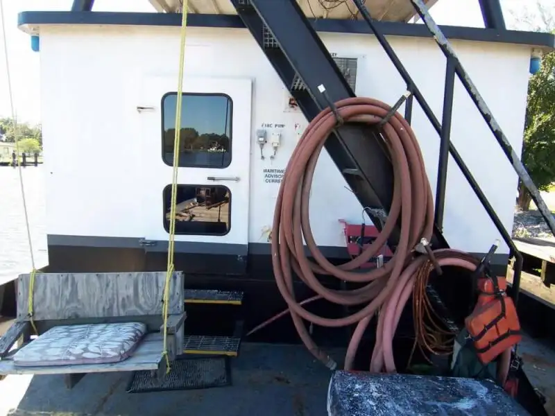 Kapal penarik keur dijual