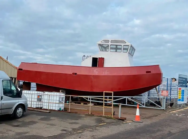 Kapal penarik keur dijual