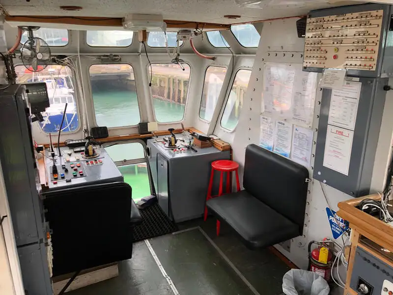 Kapal penarik keur dijual