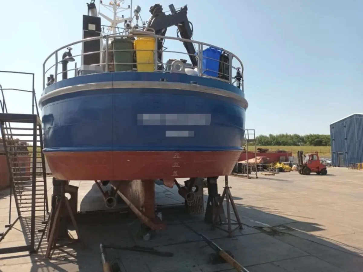 Kapal survei keur dijual