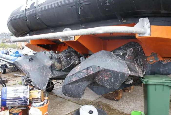 Kapal kru keur dijual