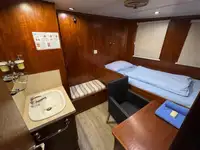 Kapal kontainer keur dijual