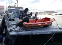 Kapal kerja keur dijual