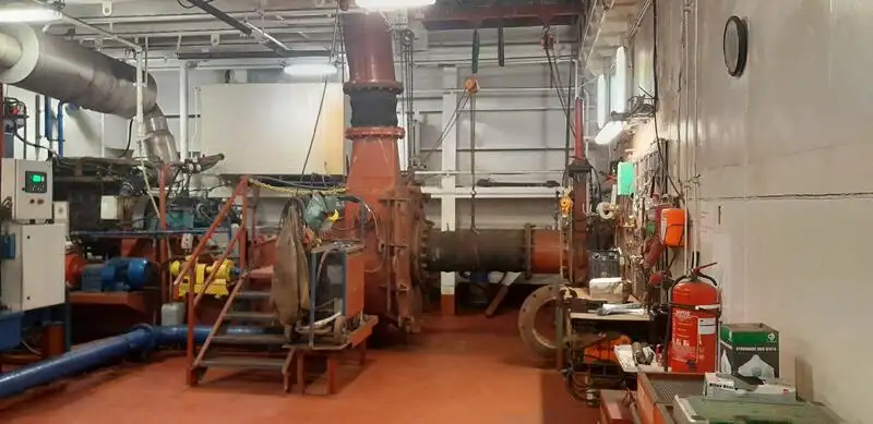 Kapal keruk keur dijual