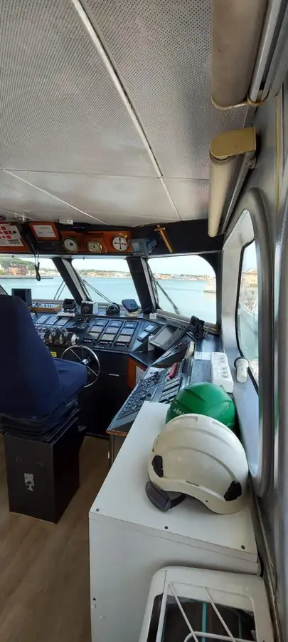 Kapal kru keur dijual