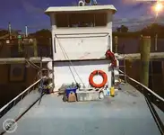 Kapal pasokan keur dijual