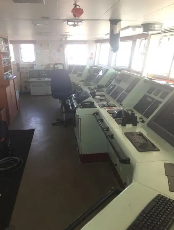 Kapal pangangkut barang curah keur dijual