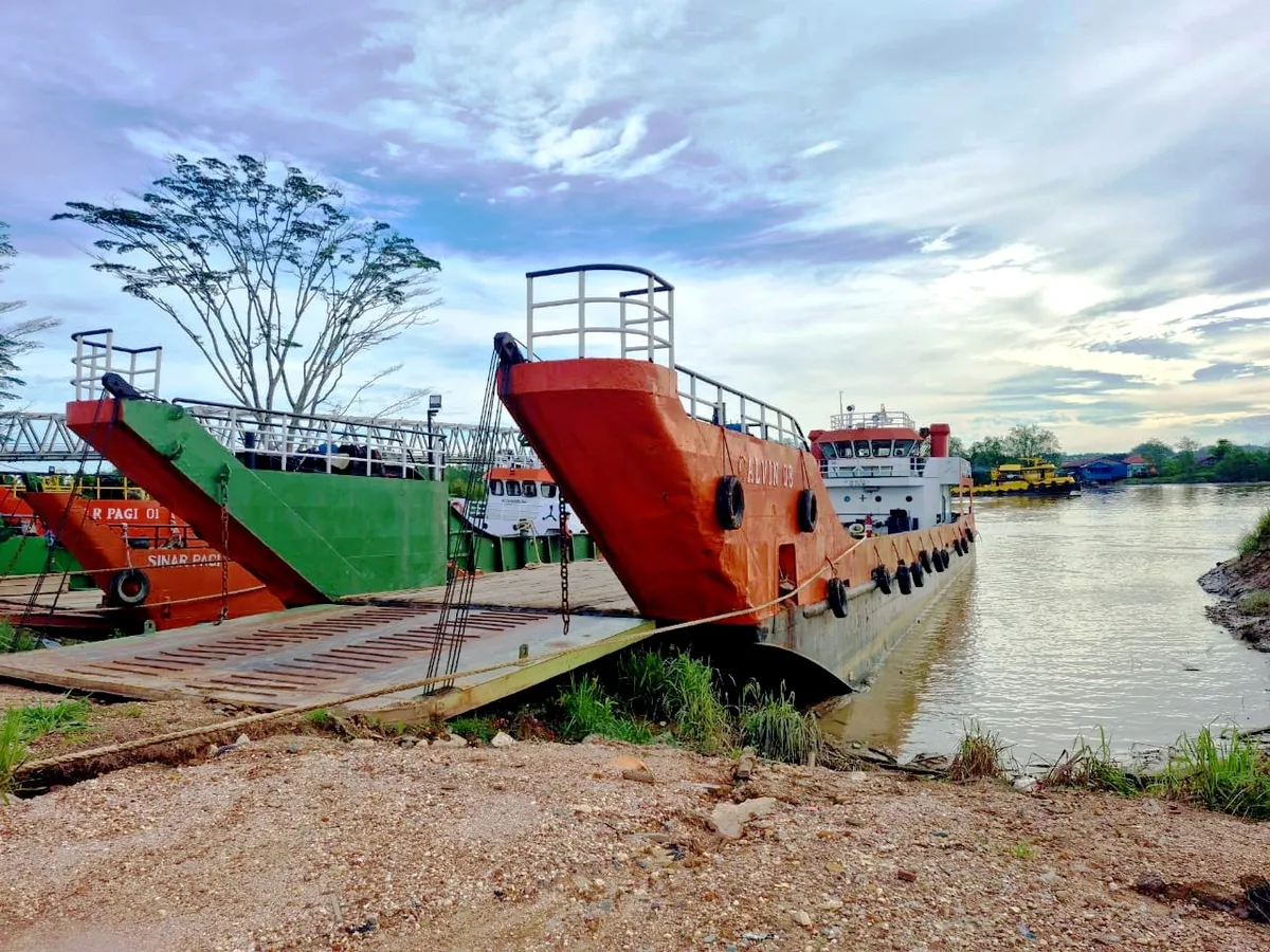 Kapal pendaratan, tangki keur dijual