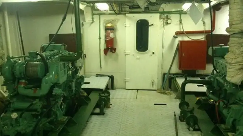 Kapal kerja keur dijual