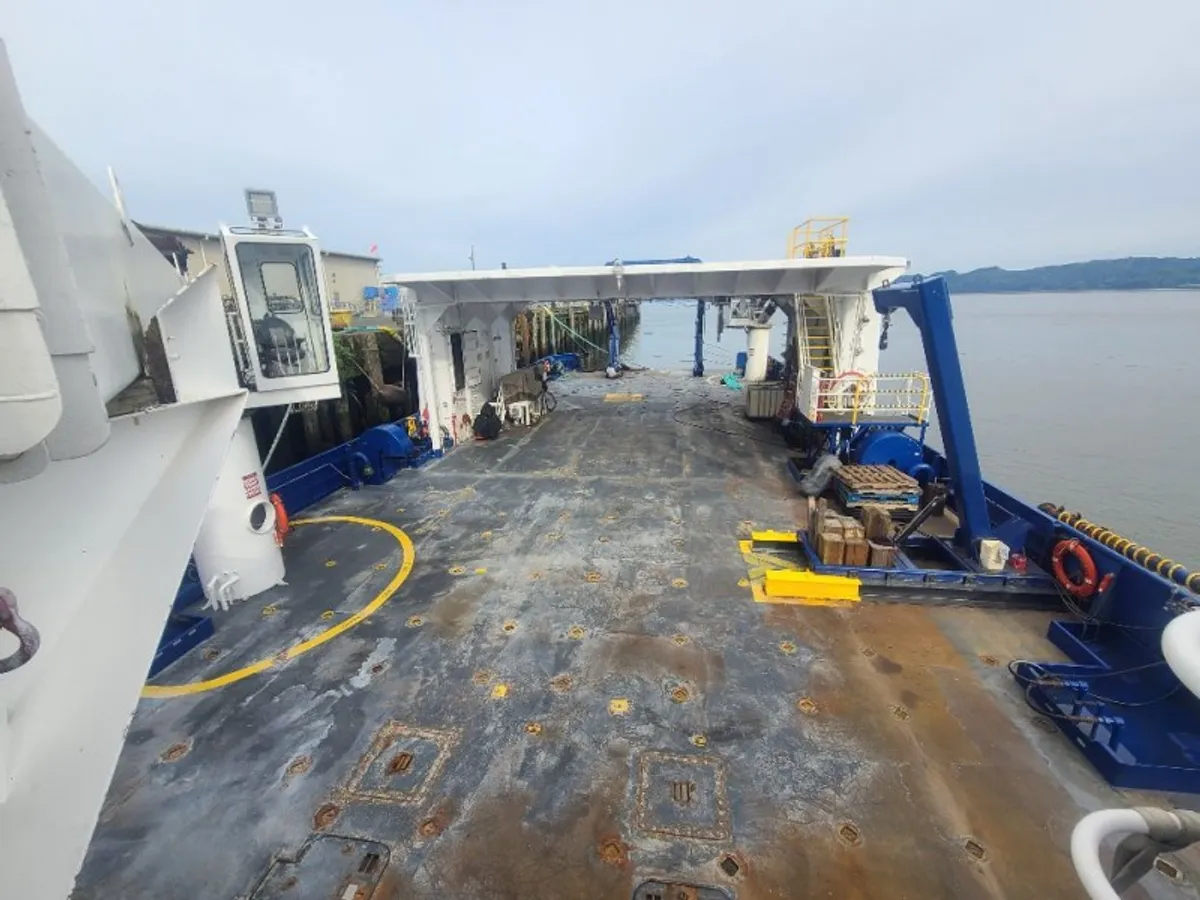 Kapal penarik keur dijual
