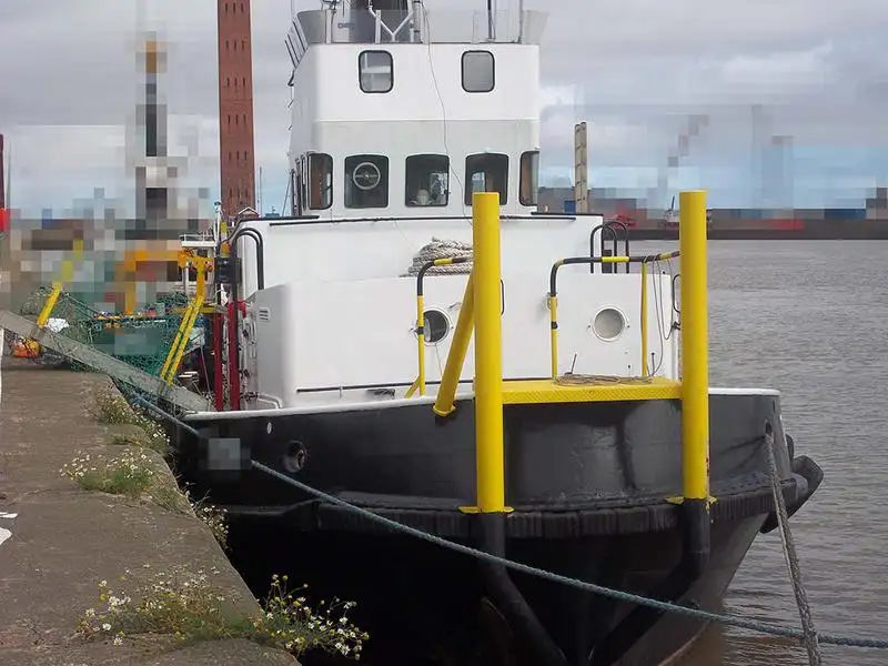 Kapal penarik keur dijual