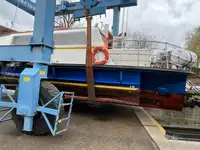 Kapal pesiar keur dijual
